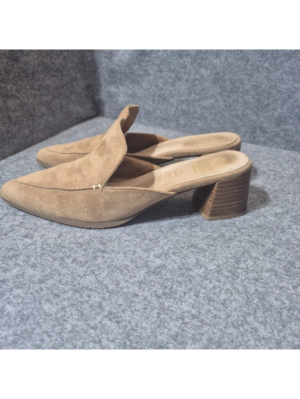 Oasis Society Raven Heeled Mules Women’s Size 7.5 Boho Leather Clogs